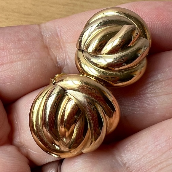 VINTAGE 18K YELLOW GOLD LARGE LOVE KNOT EARRINGS MADE IN ITALY STATEMENT SHOWY - Picture 2 of 16